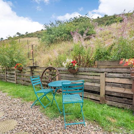 Peacock Cottage Dove Holes エクステリア 写真